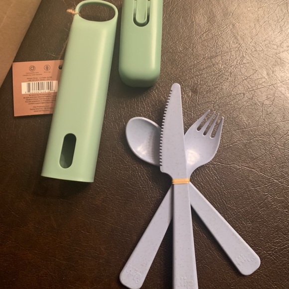 HIP travel cutlery set utensils NWT - Picture 1 of 3